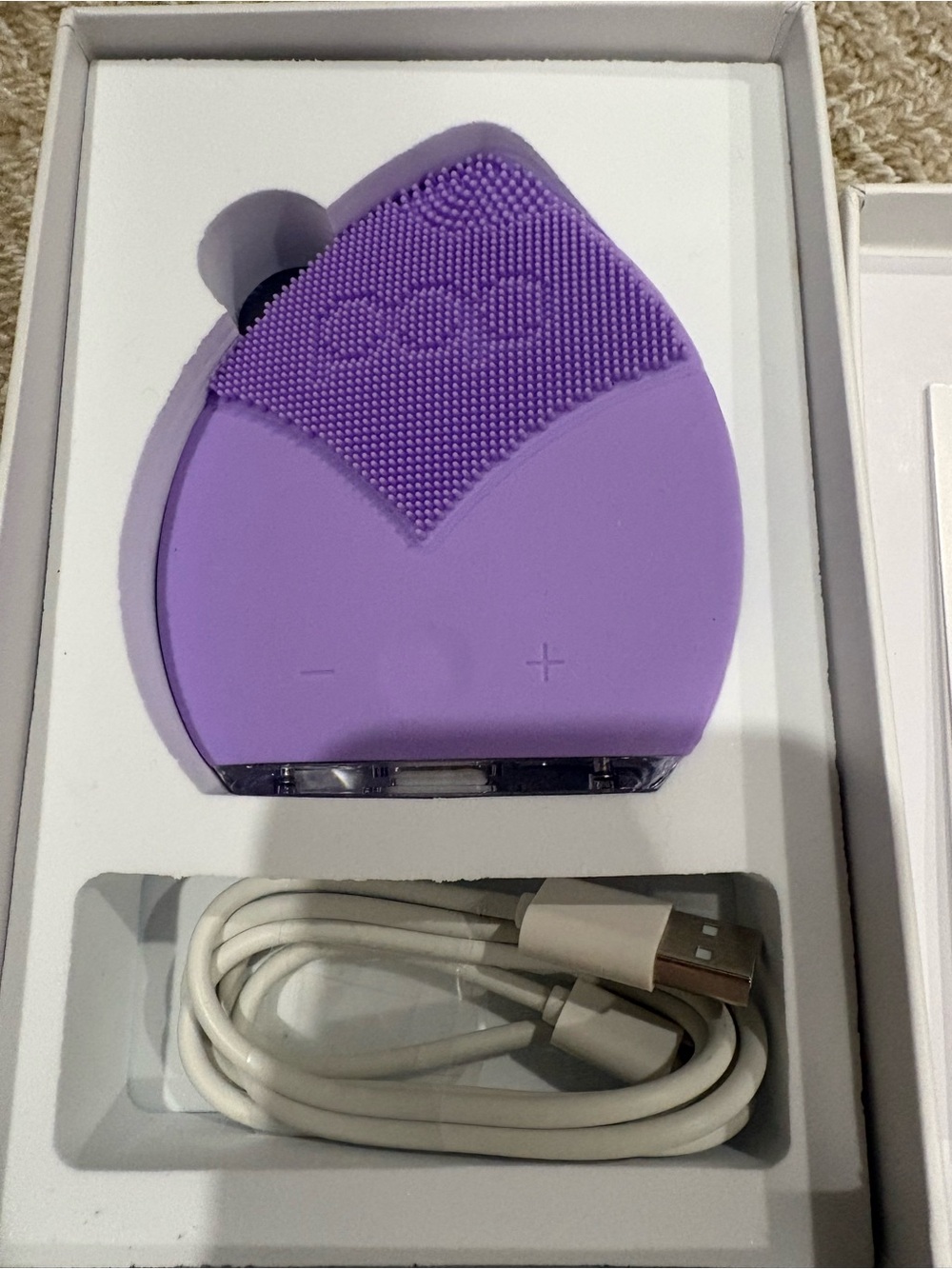PopSonic Leaf Sonic Facial Cleansing Device Lavender NWT